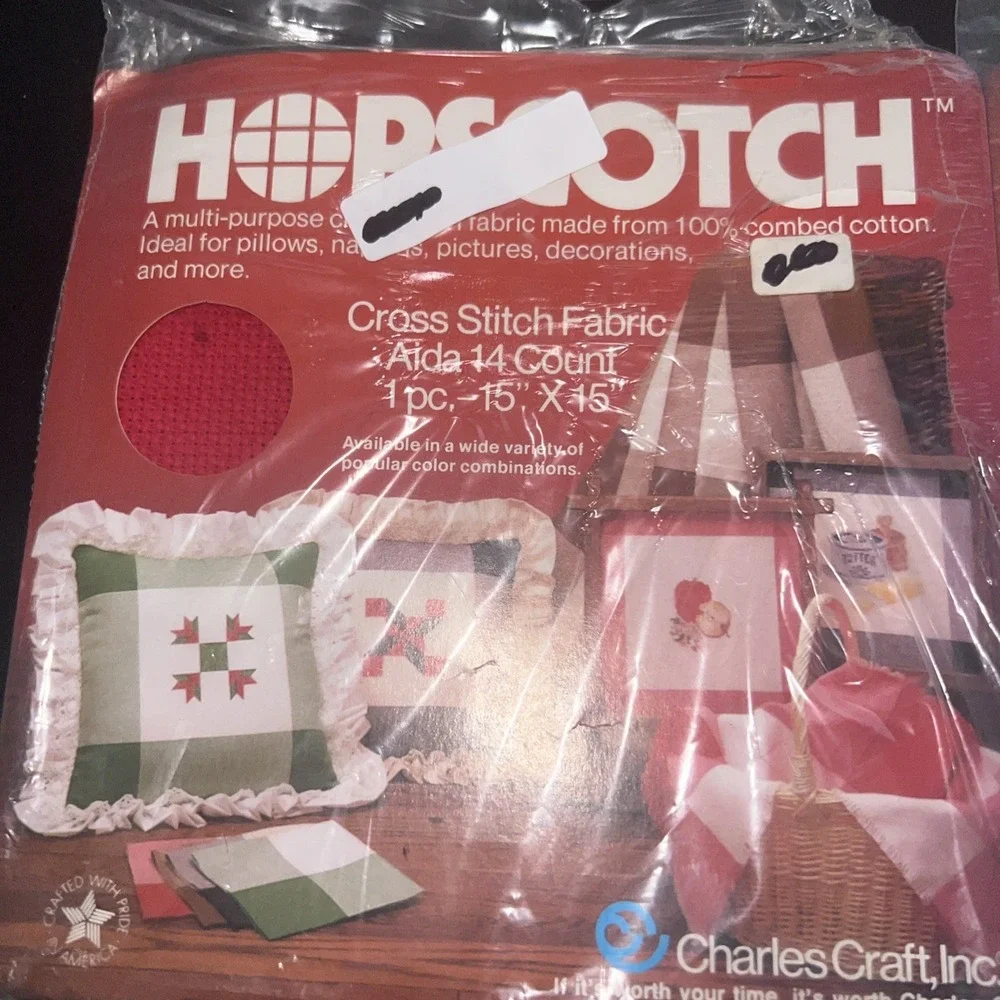 Charles‎ Craft HOPSCOTCH Aida 14 Cross Stitch Fabric Lot of 4 Multicolor NEW (D)